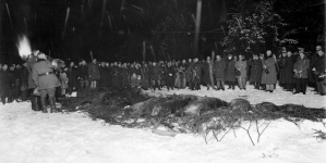 <%# $this->DataItem->marArticleFrom->title %