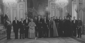 <%# $this->DataItem->marArticleFrom->title %