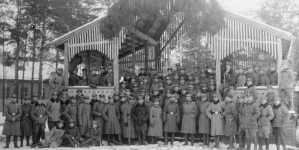 <%# $this->DataItem->marArticleFrom->title %