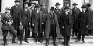 <%# $this->DataItem->marArticleFrom->title %