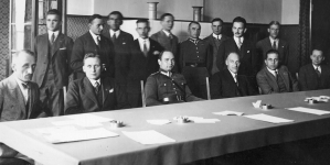 <%# $this->DataItem->marArticleFrom->title %