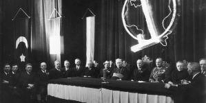 <%# $this->DataItem->marArticleFrom->title %