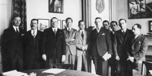 <%# $this->DataItem->marArticleFrom->title %