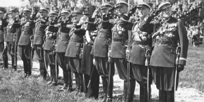 <%# $this->DataItem->marArticleFrom->title %