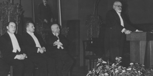 <%# $this->DataItem->marArticleFrom->title %