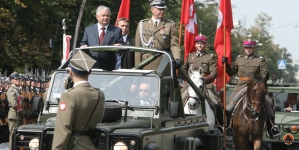 <%# $this->DataItem->marArticleFrom->title %