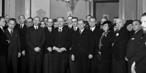 <%# $this->DataItem->marArticleFrom->title %