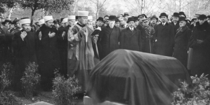 <%# $this->DataItem->marArticleFrom->title %