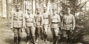 <%# $this->DataItem->marArticleFrom->title %