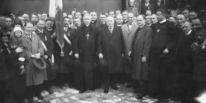 <%# $this->DataItem->marArticleFrom->title %