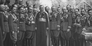 <%# $this->DataItem->marArticleFrom->title %