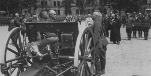 <%# $this->DataItem->marArticleFrom->title %