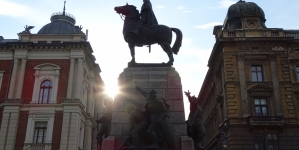 <%# $this->DataItem->marArticleFrom->title %