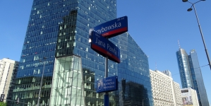 <%# $this->DataItem->marArticleFrom->title %