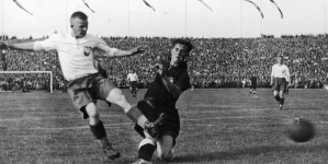 <%# $this->DataItem->marArticleFrom->title %