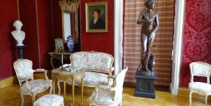 <%# $this->DataItem->marArticleFrom->title %