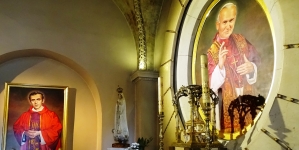 <%# $this->DataItem->marArticleFrom->title %