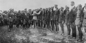 <%# $this->DataItem->marArticleFrom->title %