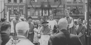 <%# $this->DataItem->marArticleFrom->title %