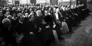 <%# $this->DataItem->marArticleFrom->title %