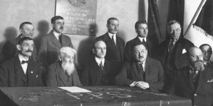 Odsłonięcie tablicy pamiątkowej ku czci działacza socjalistycznego Witolda Jodko-Narkiewicza 4.04.1925 r.