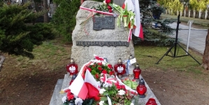 Grób Ryszarda Kuklińskiego w Alei Zasłużonych na Cmentarzu Wojskowym na Powązkach w Warszawie.