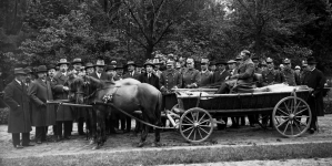 <%# $this->DataItem->marArticleFrom->title %