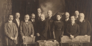 <%# $this->DataItem->marArticleFrom->title %