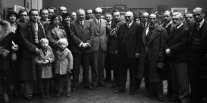 <%# $this->DataItem->marArticleFrom->title %