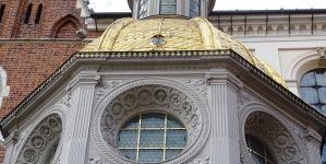 <%# $this->DataItem->marArticleFrom->title %