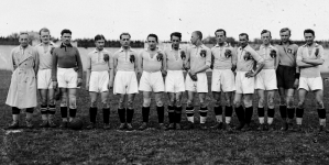 Drużyna Krakowa przed meczem piłki nożnej z  Warszawą w Krakowie w maju 1932 r.