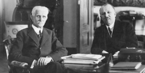 Profesor Kazimierz Bartel podczas wizyty u marszałka Sejmu Ignacego Daszyńskiego w 1929 r.