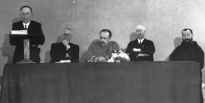 <%# $this->DataItem->marArticleFrom->title %