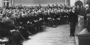 <%# $this->DataItem->marArticleFrom->title %