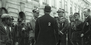 <%# $this->DataItem->marArticleFrom->title %