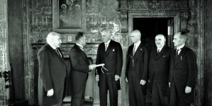 <%# $this->DataItem->marArticleFrom->title %