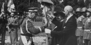 <%# $this->DataItem->marArticleFrom->title %