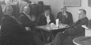 <%# $this->DataItem->marArticleFrom->title %