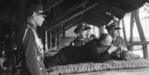 <%# $this->DataItem->marArticleFrom->title %