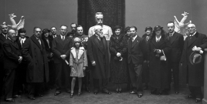 <%# $this->DataItem->marArticleFrom->title %