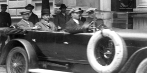 <%# $this->DataItem->marArticleFrom->title %