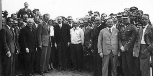 <%# $this->DataItem->marArticleFrom->title %