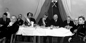 <%# $this->DataItem->marArticleFrom->title %