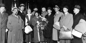 <%# $this->DataItem->marArticleFrom->title %