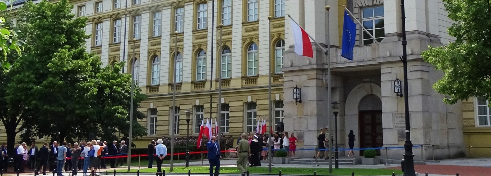 POMNIK PREMIERA PRAWEGO  