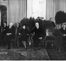 Uroczystość wręczenia nagród miasta stołecznego Warszawy w sali Rady Miejskiej w Warszawie 9.12.1937 r.