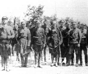  KOŃCZY SIĘ POLSKO- UKRAIŃSKA WOJNA O LWÓW I GALICJĘ WSCHODNIĄ  