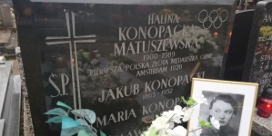 Grób Haliny Konopackiej na Cmentarzu Bródnowskim w Warszawie.