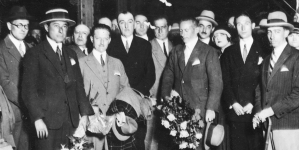 <%# $this->DataItem->marArticleFrom->title %