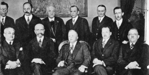 Prezydium BBWR z wizytą u marszałka Senatu Juliana Szymańskiego w 1929 r.